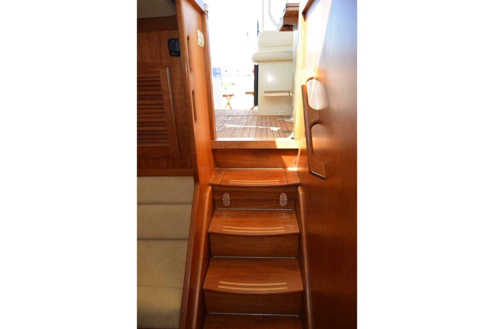 2009 Sabre 34 Express - Photo 107