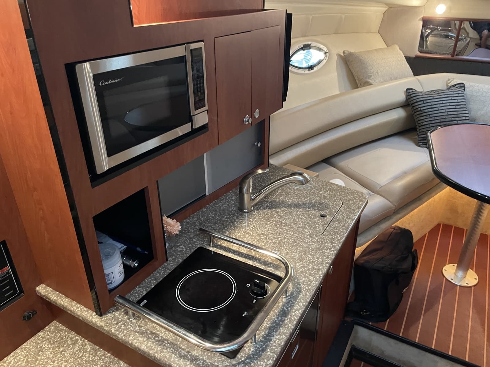 2010 Monterey 280 SCR - Photo 35