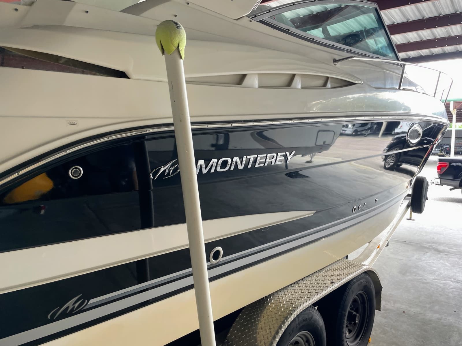 2010 Monterey 280 SCR - Photo 3