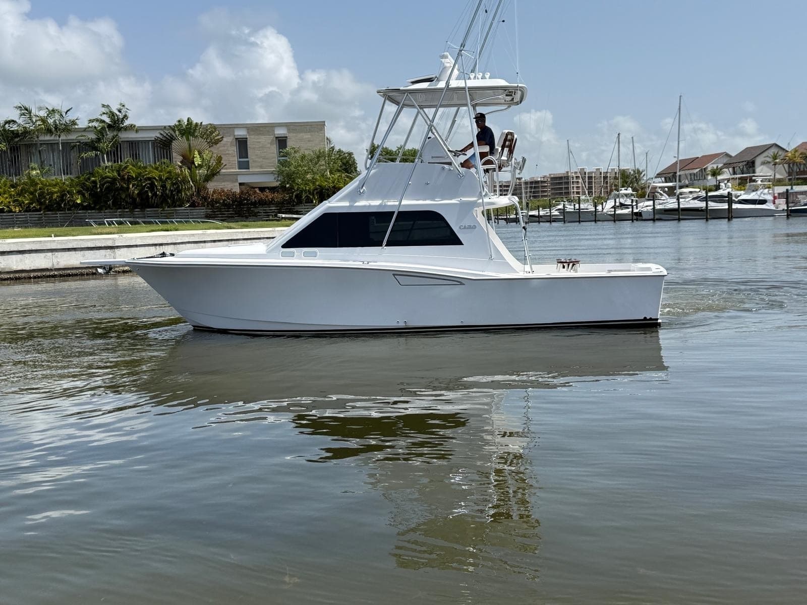 2004 Cabo 35 Flybridge - Photo 9