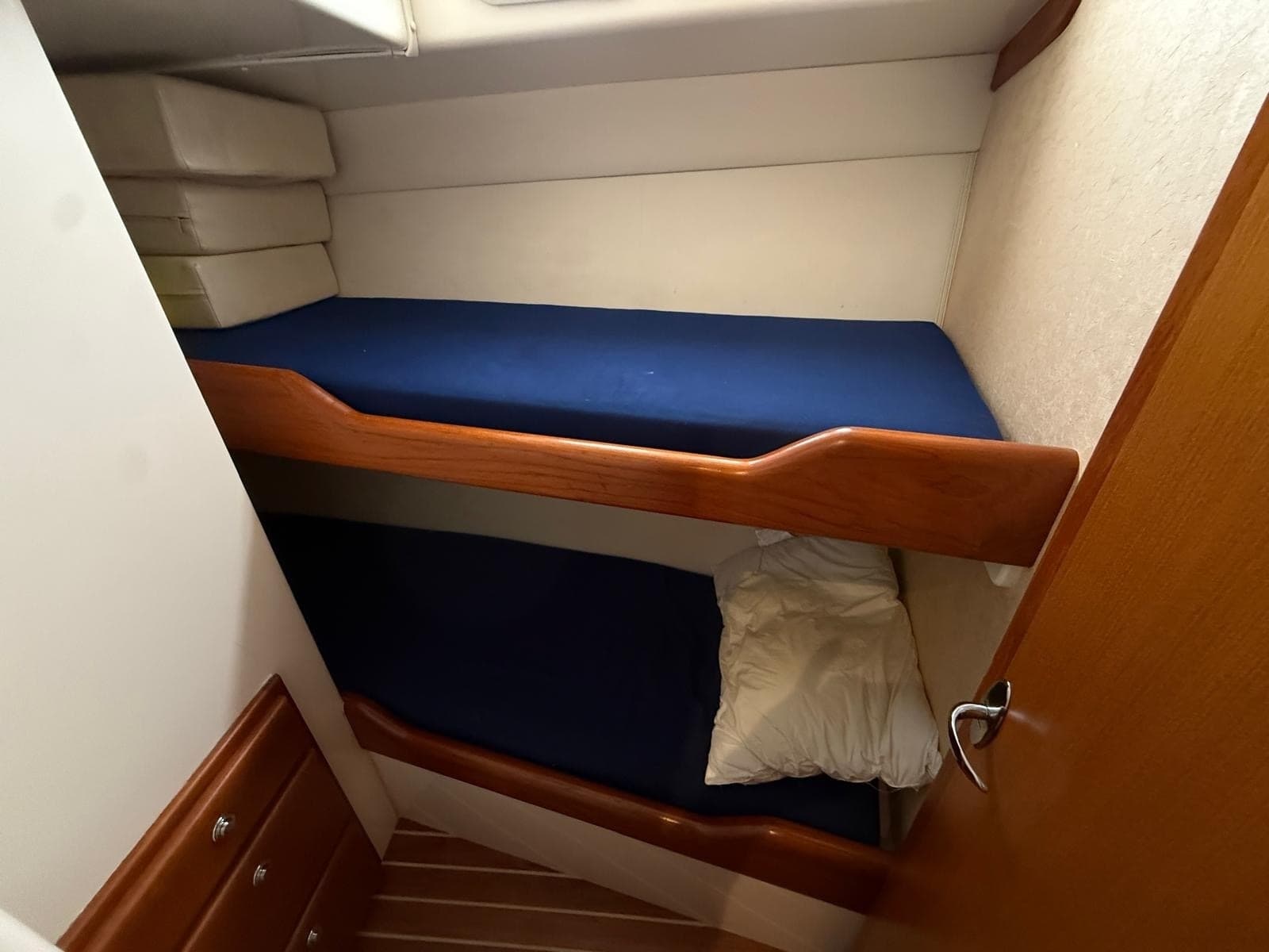 2004 Cabo 35 Flybridge - Photo 25