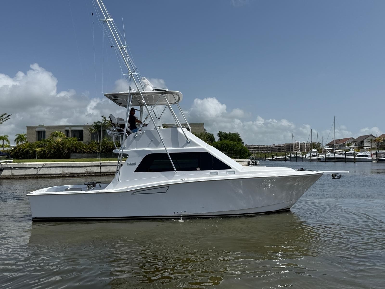 2004 Cabo 35 Flybridge - Photo 4