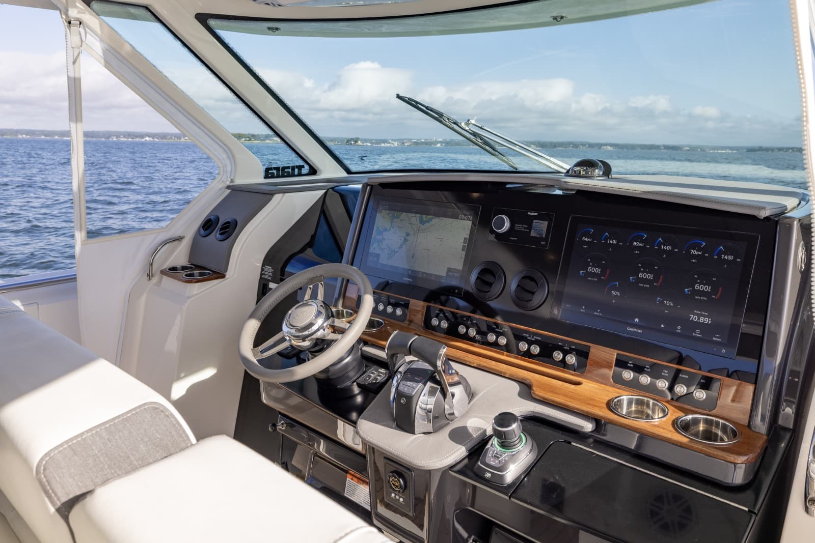2021 Tiara Sport  - Photo 22