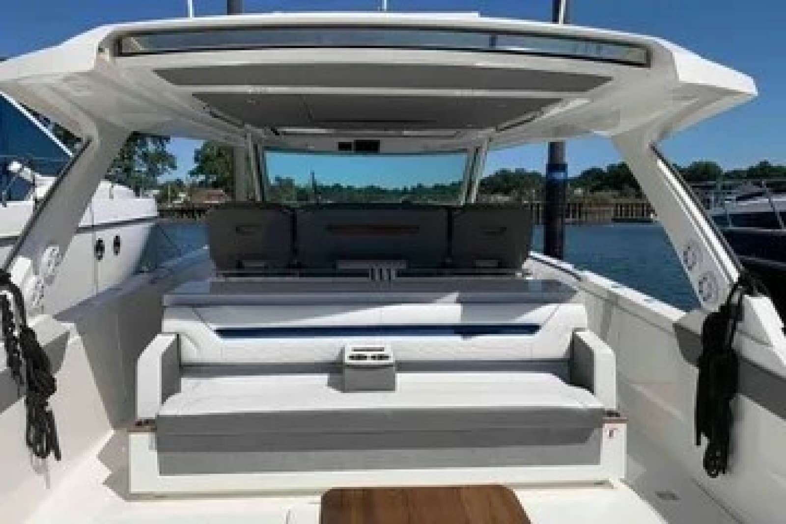 2021 Tiara Sport  - Photo 6