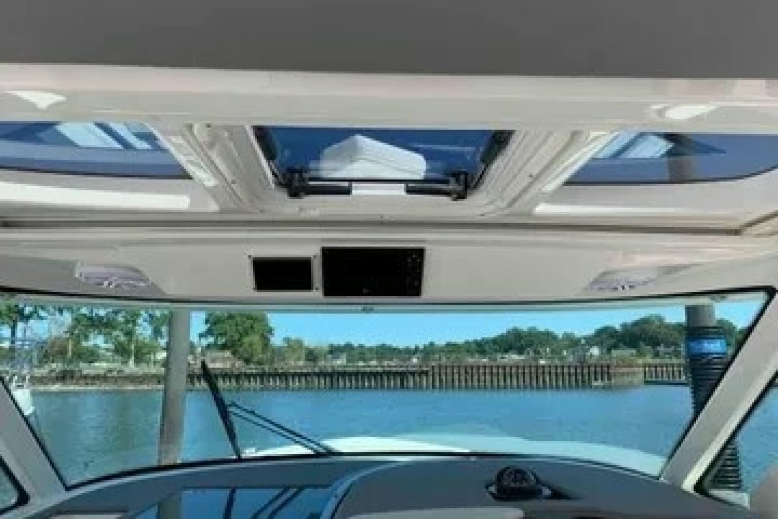 2021 Tiara Sport  - Photo 11