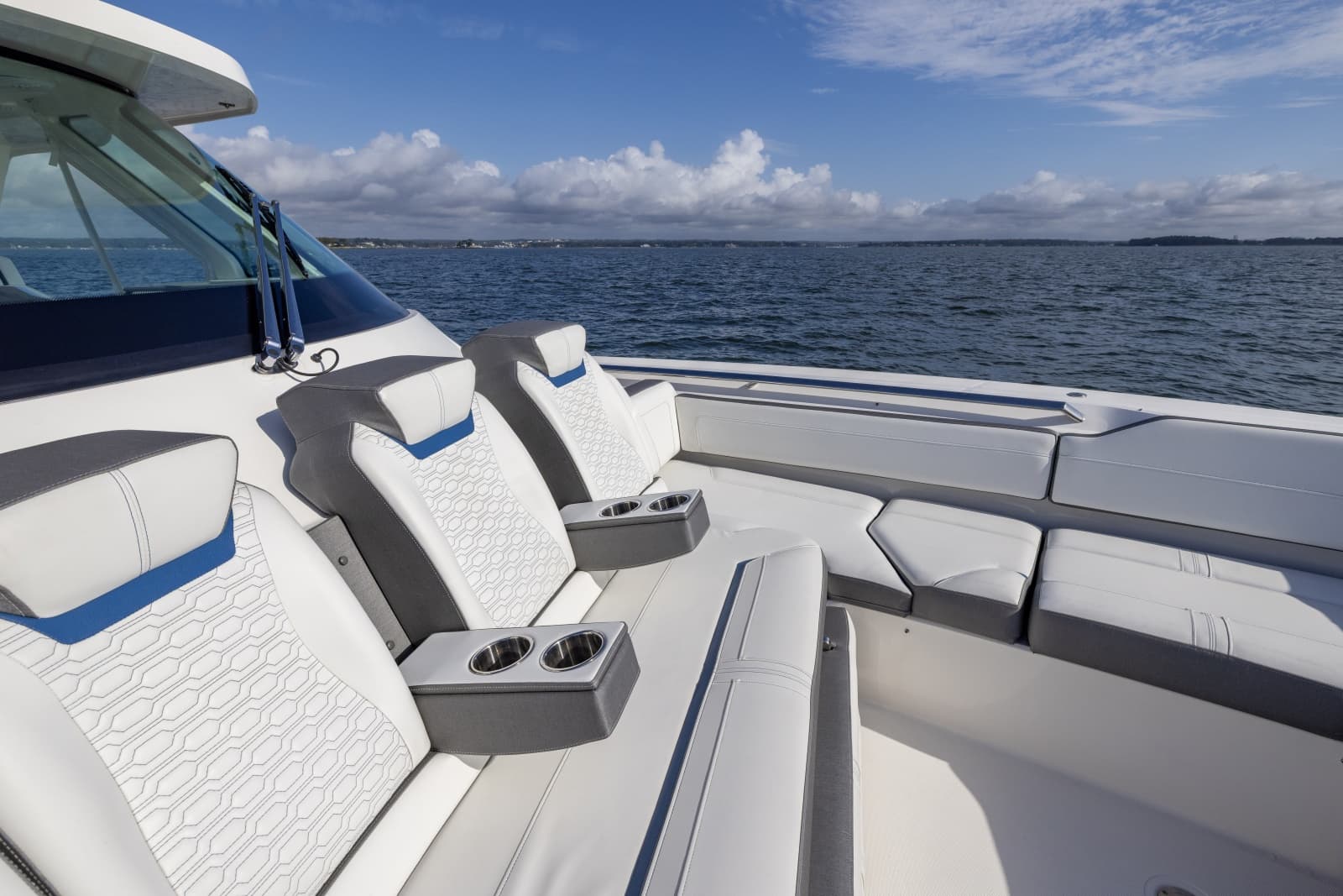 2021 Tiara Sport  - Photo 38