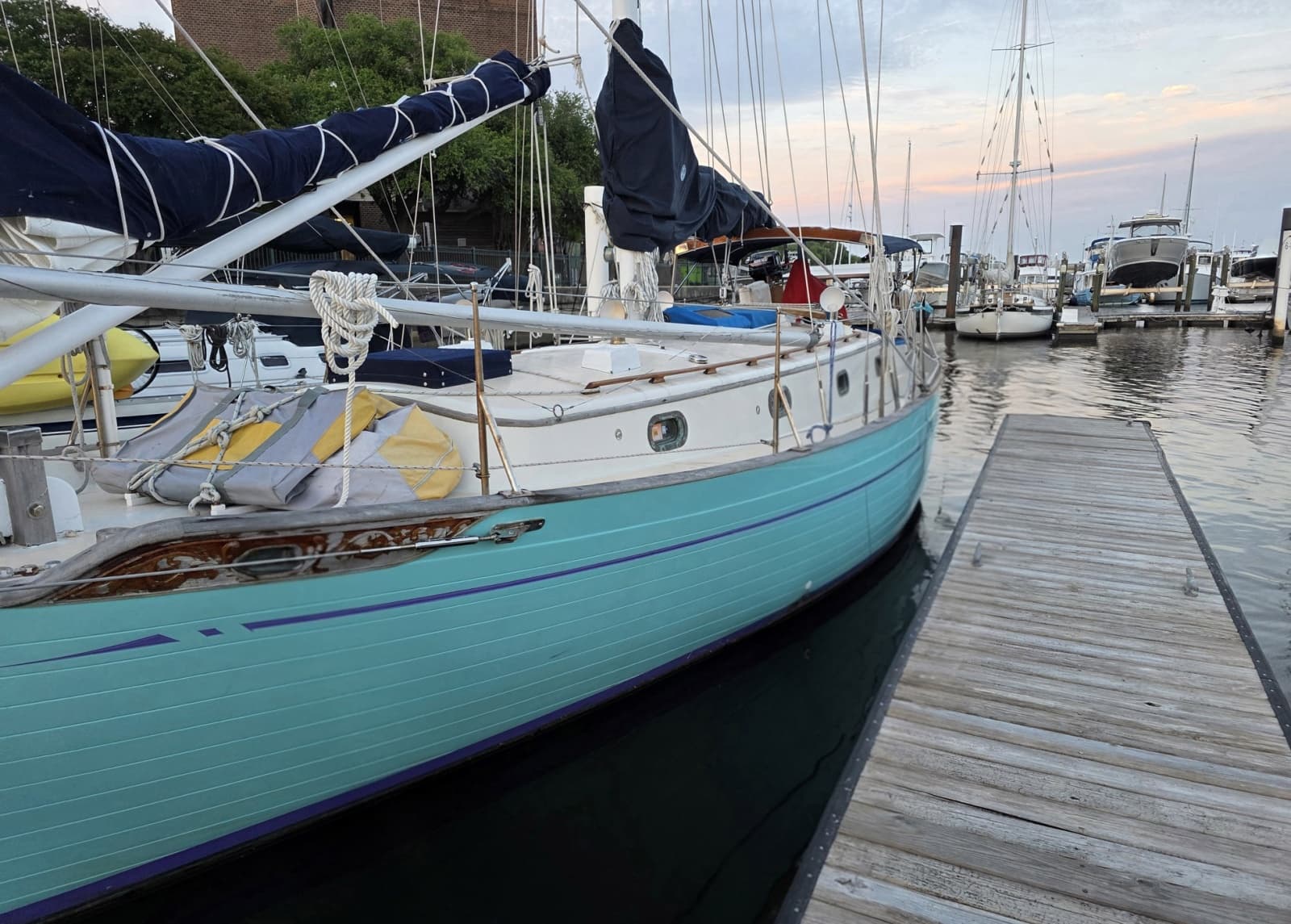 1982 Tayana 37 - Photo 4