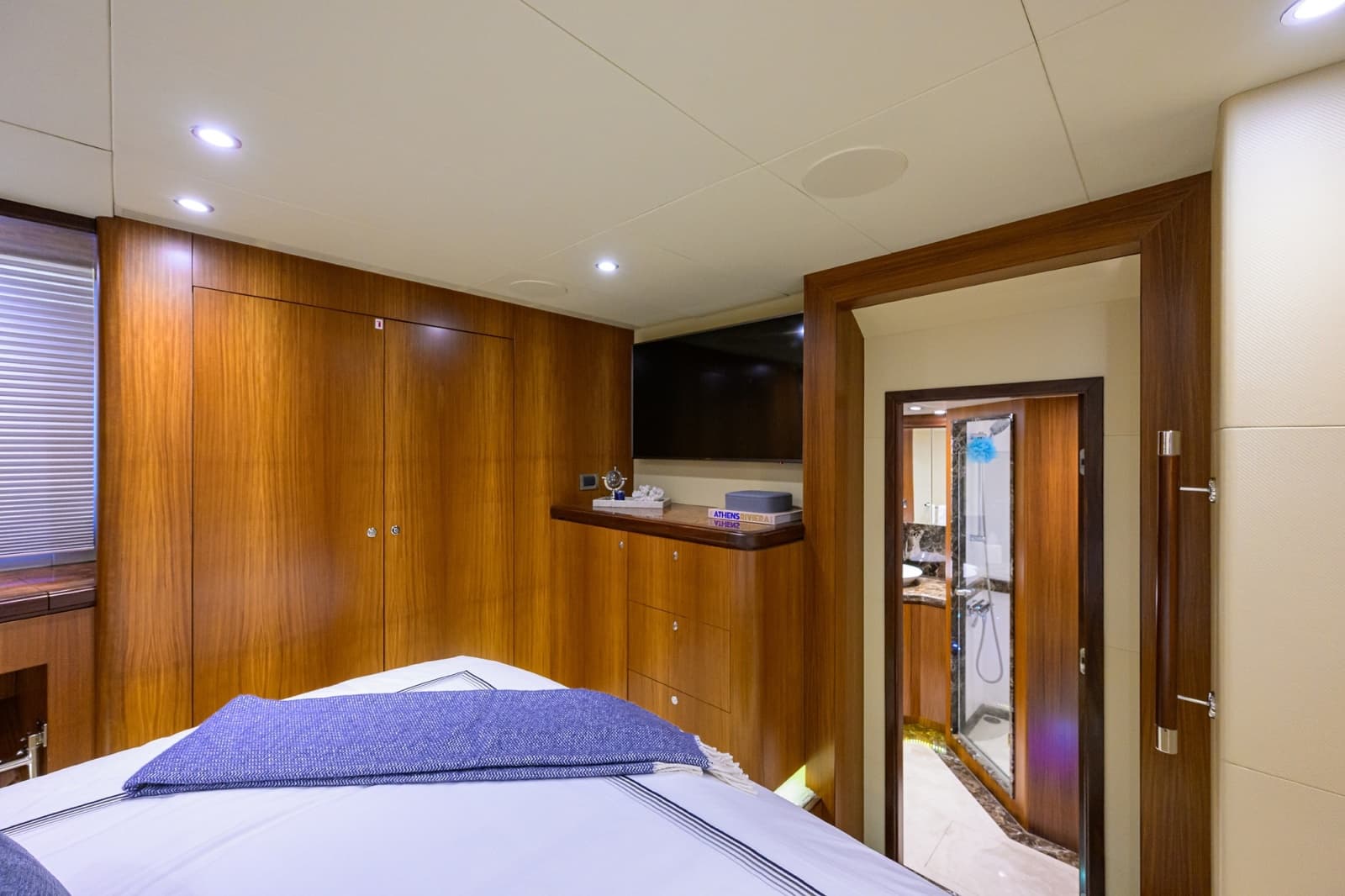 2016 Ocean Alexander 72 Pilothouse - Photo 34