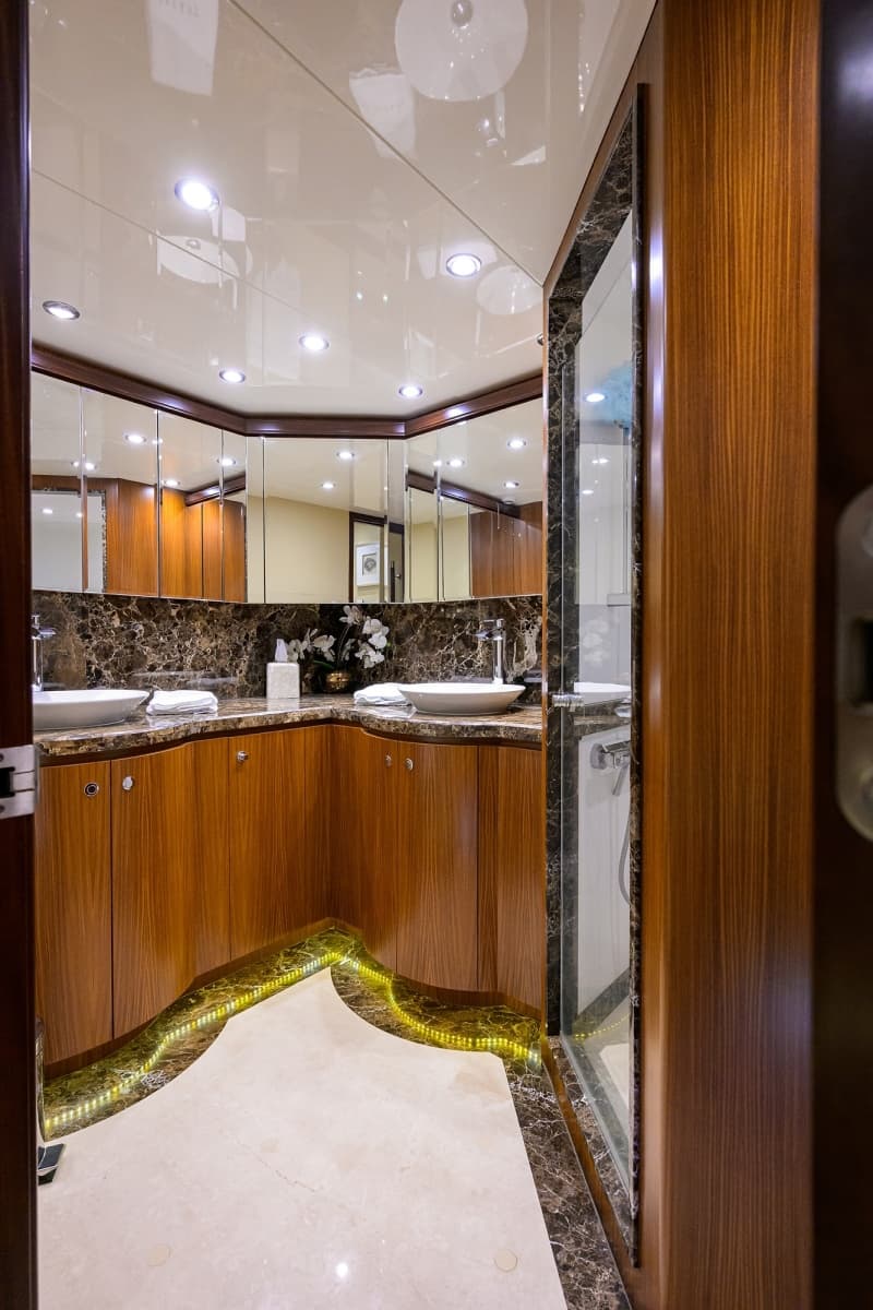 2016 Ocean Alexander 72 Pilothouse - Photo 36