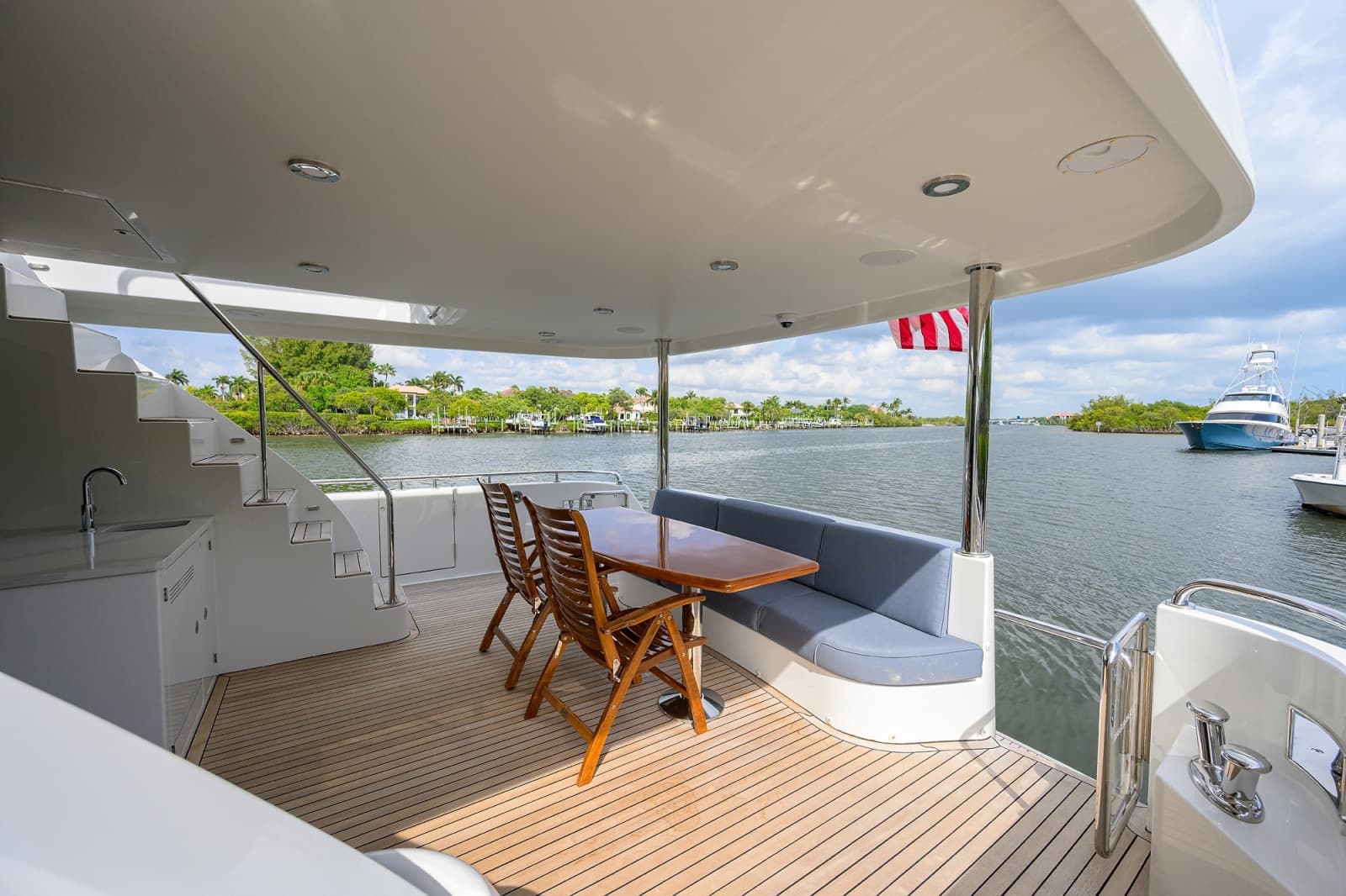 2016 Ocean Alexander 72 Pilothouse - Photo 4