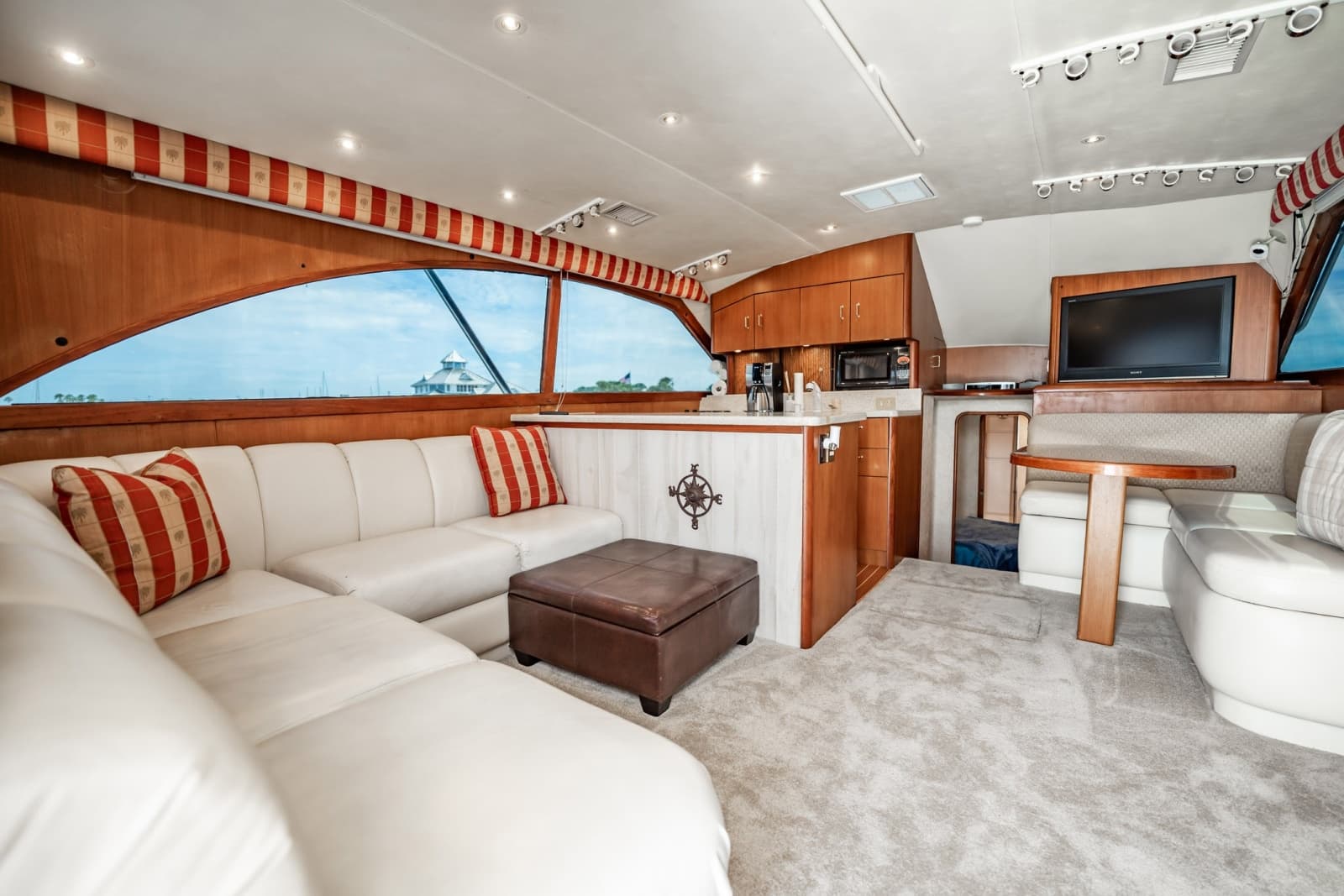 2000 Ocean Yachts 43 Super Sport - Photo 16