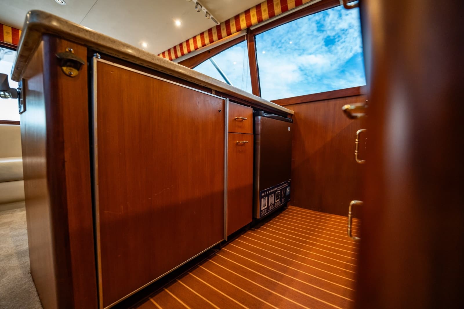 2000 Ocean Yachts 43 Super Sport - Photo 19