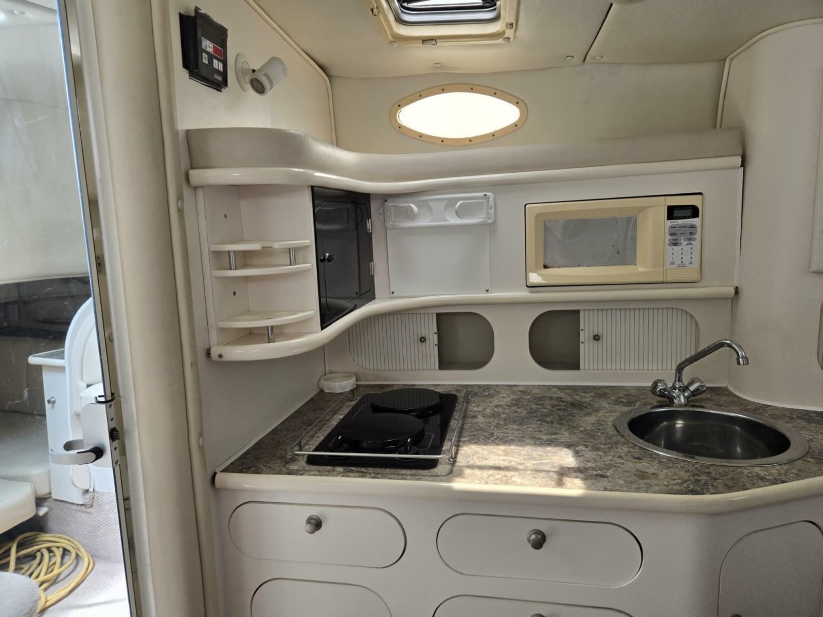 1999 Rinker 330 Fiesta Vee - Photo 2