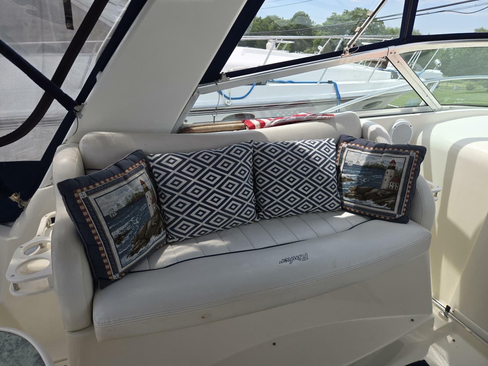 1999 Rinker 330 Fiesta Vee - Photo 5