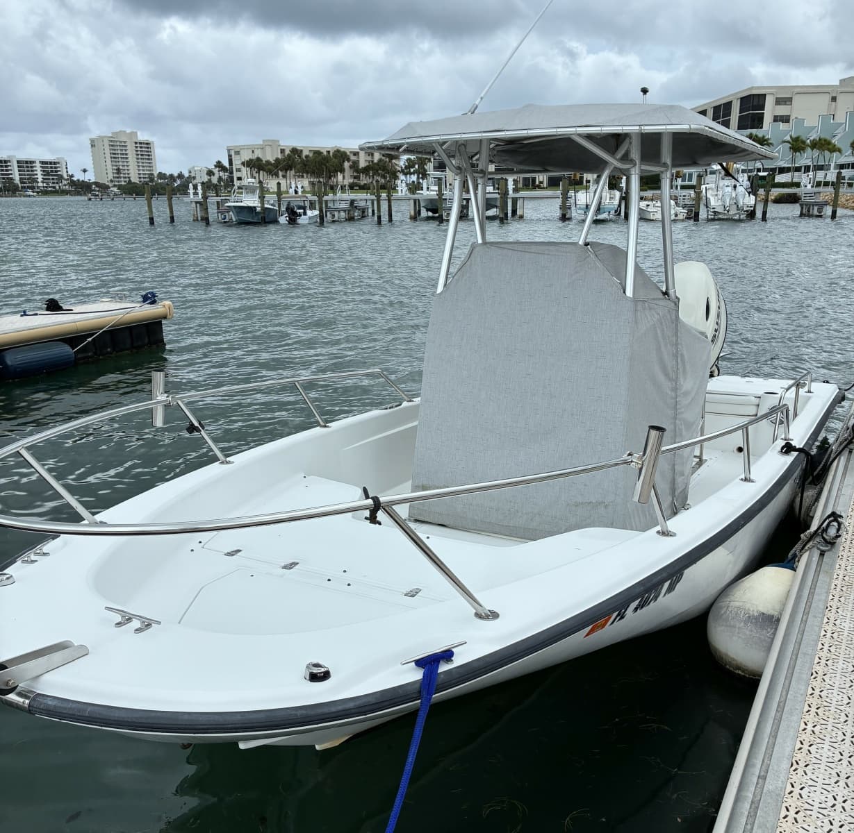 2004 Boston Whaler 220 Dauntless - Photo 11