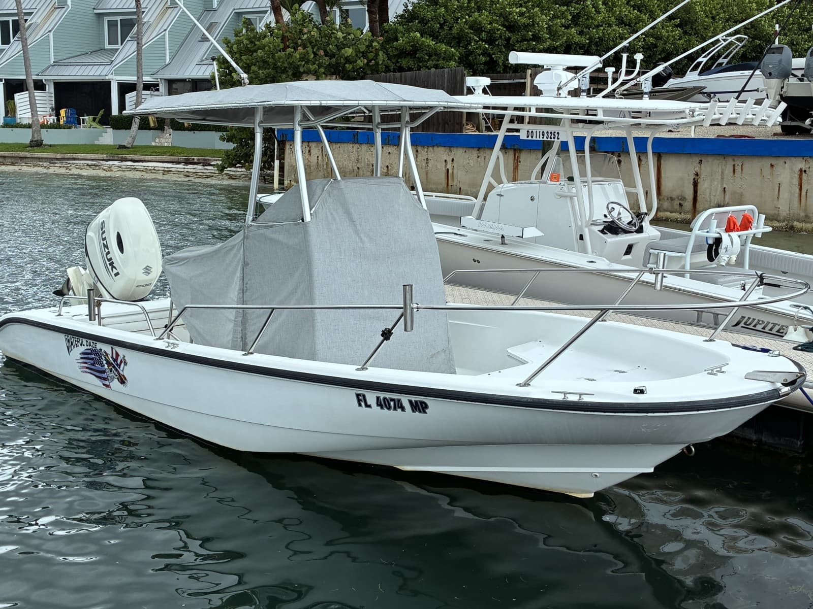 2004 Boston Whaler 220 Dauntless - Photo 2