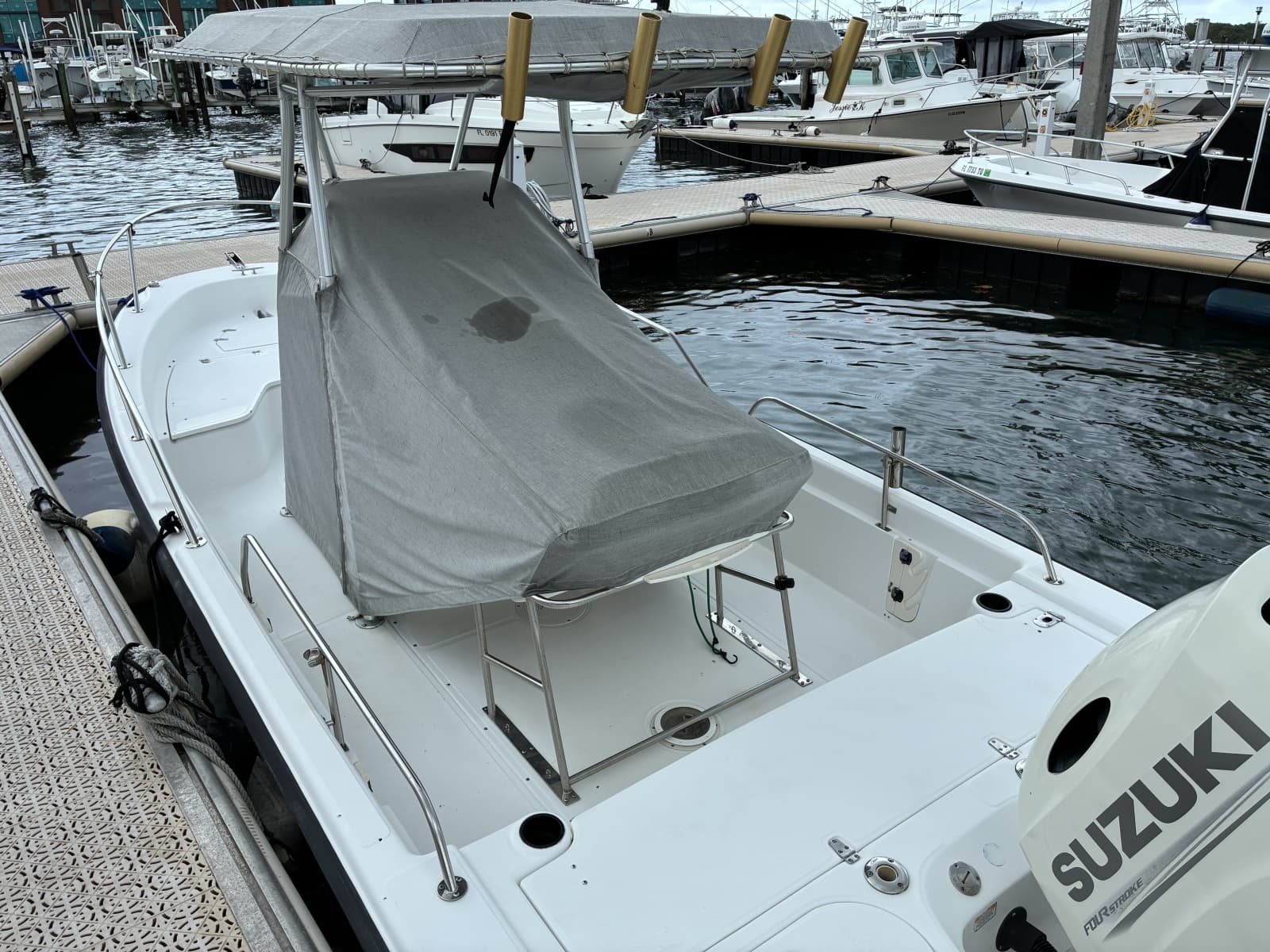 2004 Boston Whaler 220 Dauntless - Photo 5