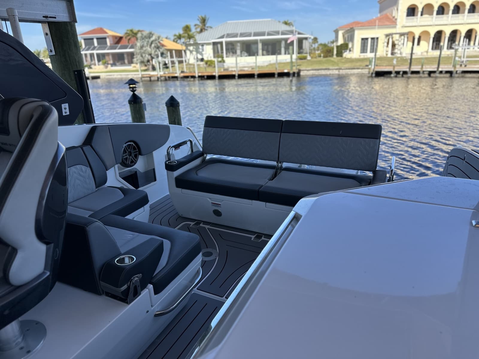 2022 Galeon 325 GTO - Photo 16