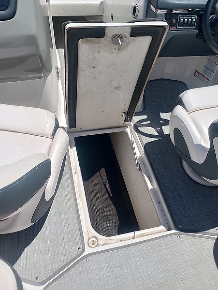 2020 Chaparral 240ssi - Photo 40