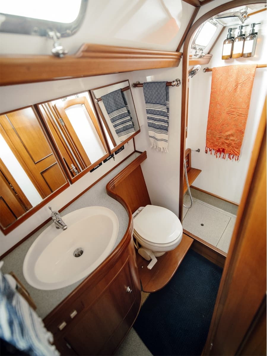 2008 Hylas 54 - Photo 29