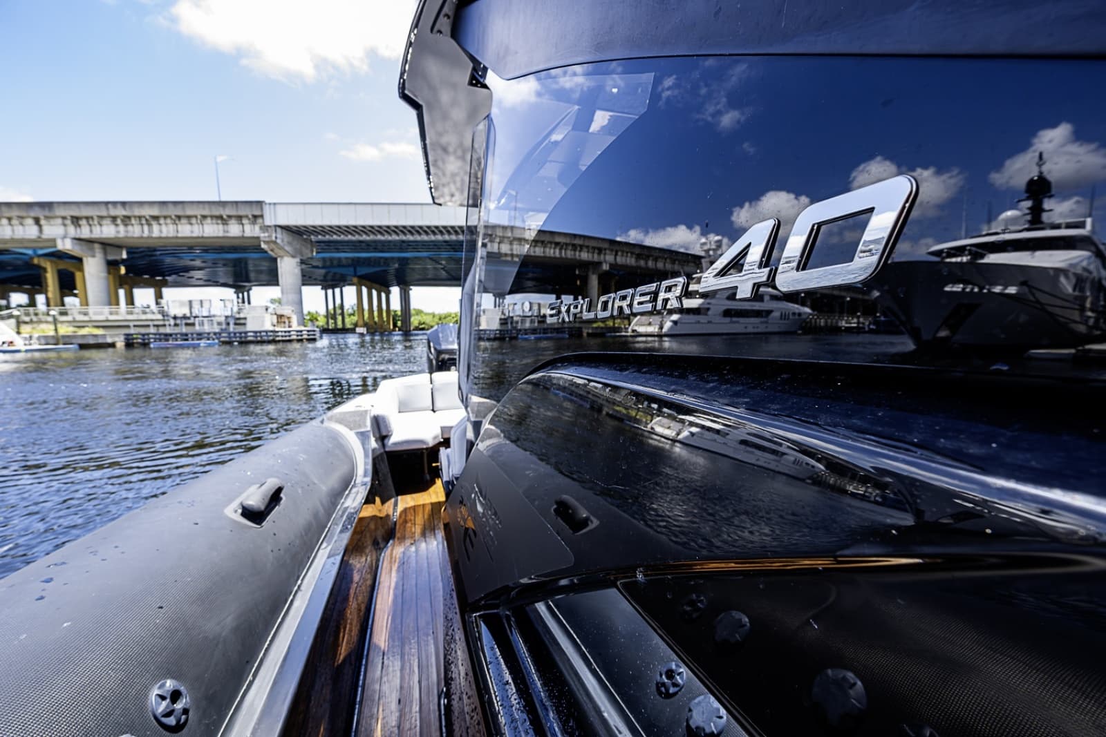 2023 Technohull 40 - Photo 18