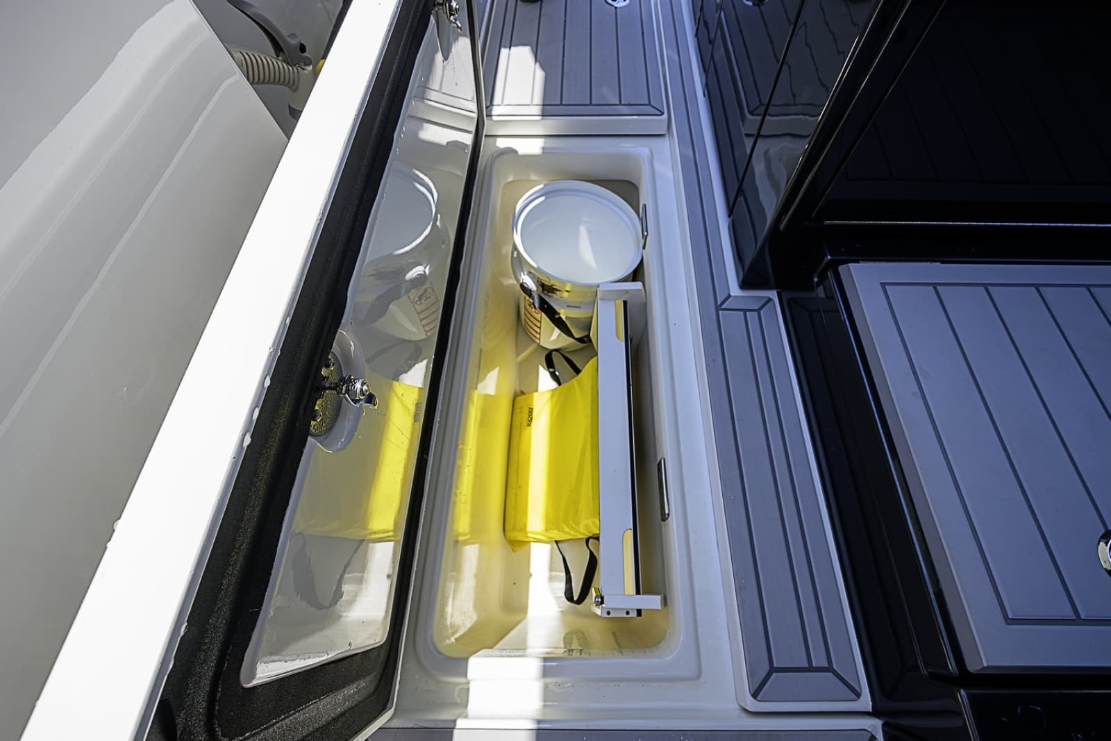 2024 Formula 387 Center Console Fish - Photo 46