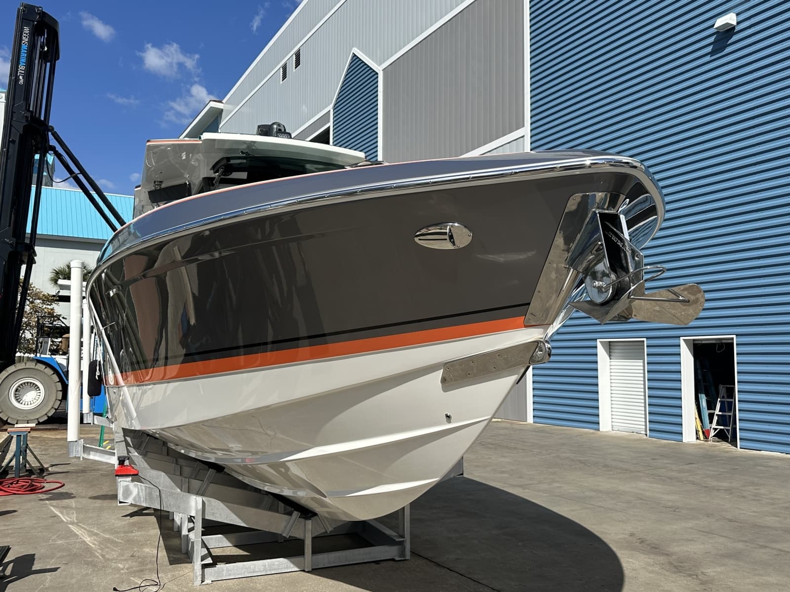 2024 Formula 387 Center Console Fish - Photo 2