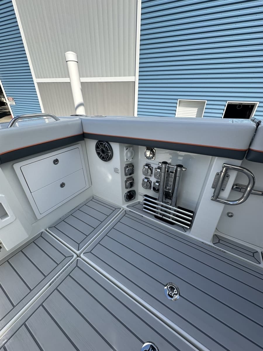2024 Formula 387 Center Console Fish - Photo 29