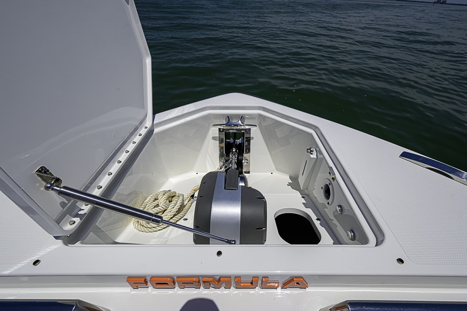 2024 Formula 387 Center Console Fish - Photo 20