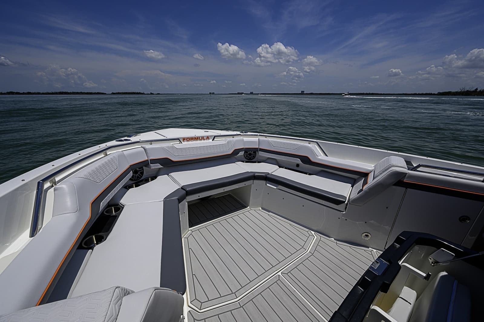 2024 Formula 387 Center Console Fish - Photo 21