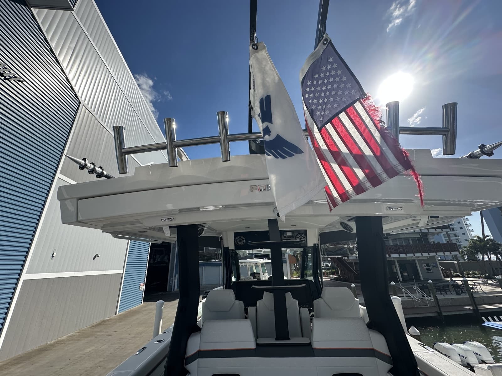 2024 Formula 387 Center Console Fish - Photo 8