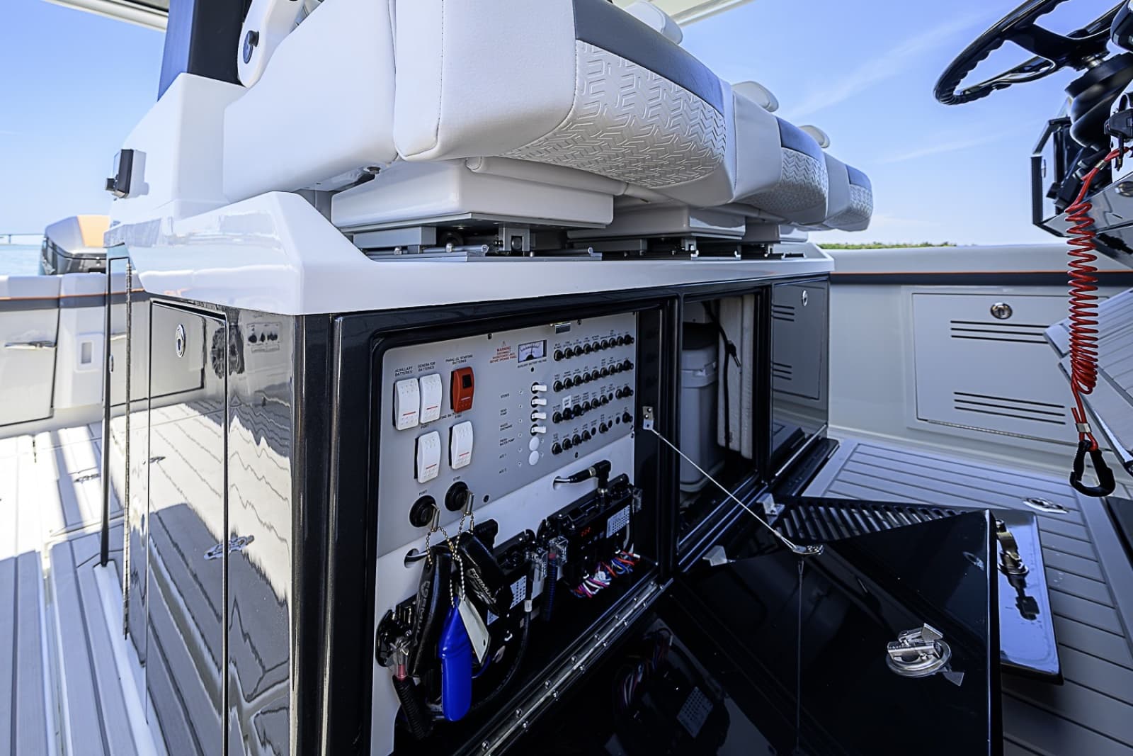 2024 Formula 387 Center Console Fish - Photo 58