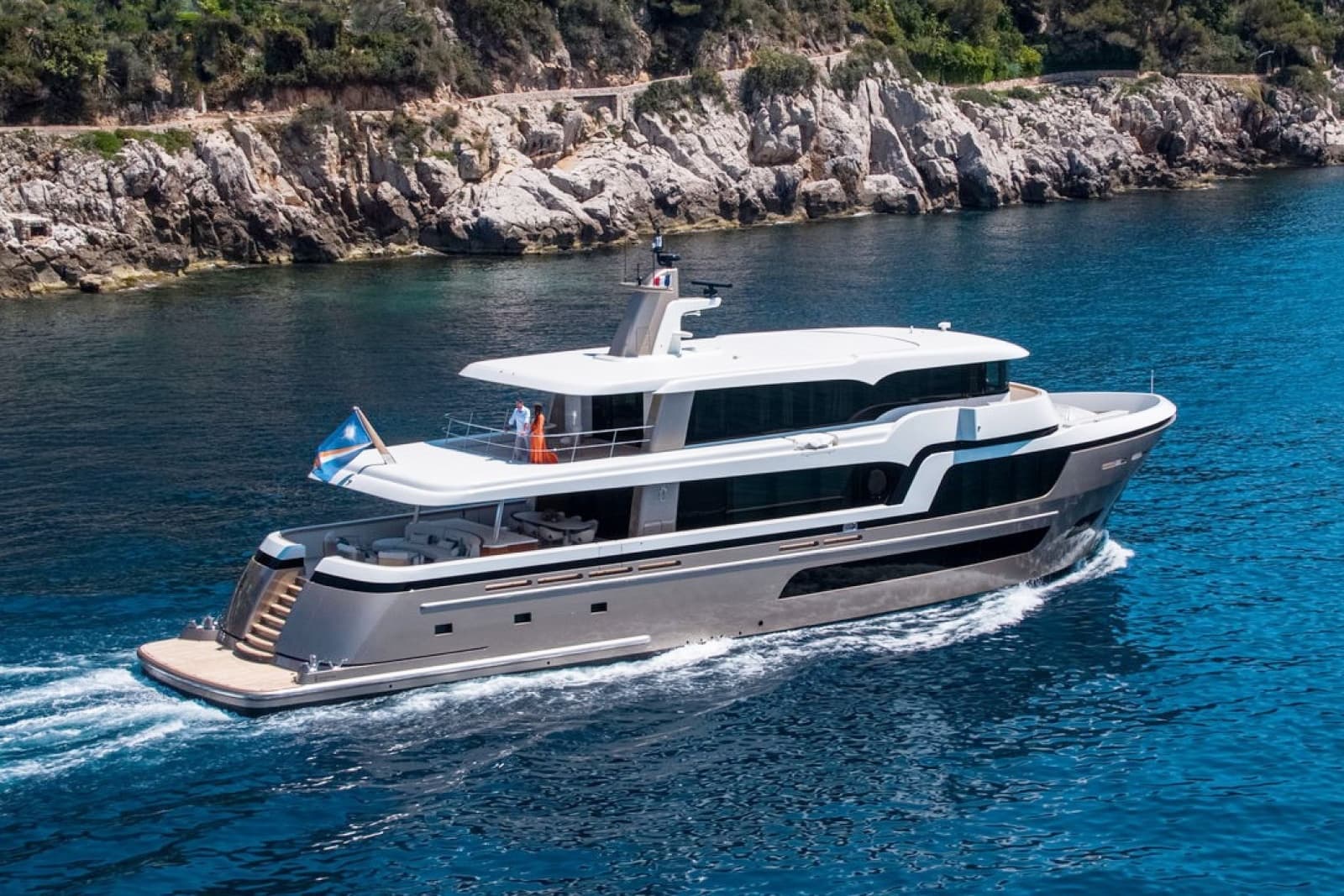2022 Van der Valk 34M Explorer - Photo 3