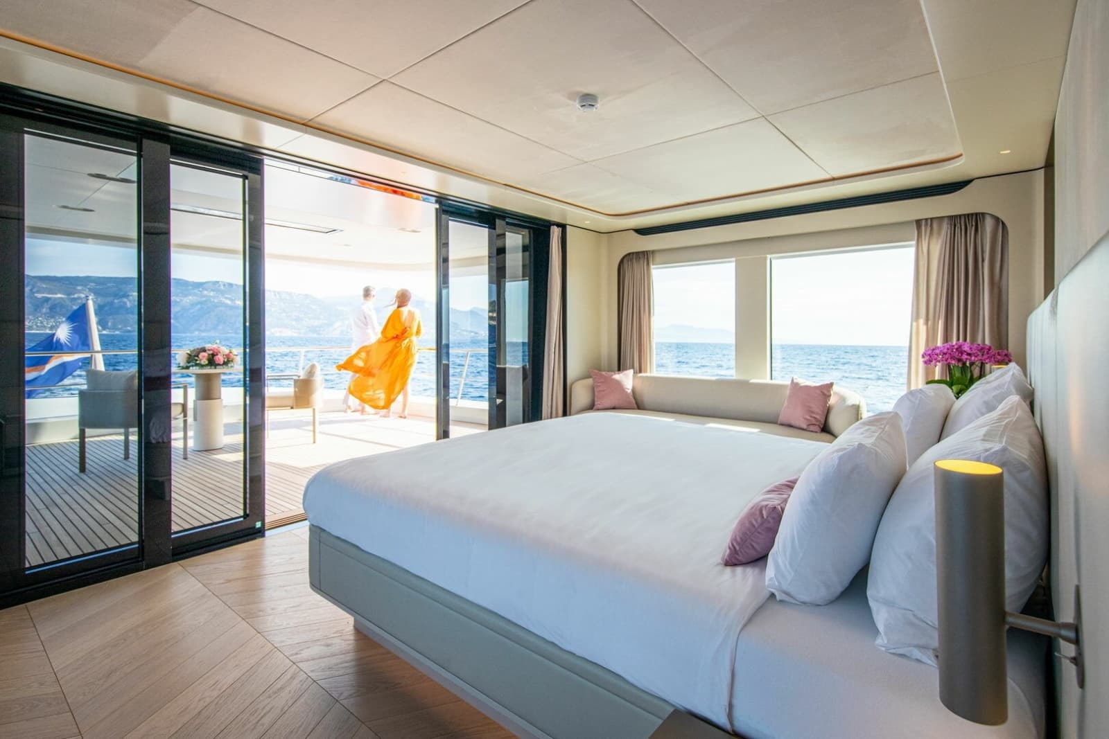 2022 Van der Valk 34M Explorer - Photo 23