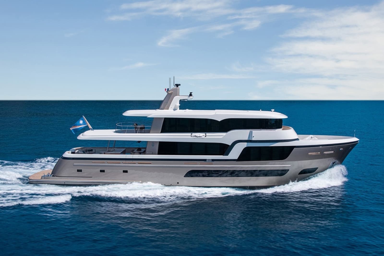 2022 Van der Valk 34M Explorer - Photo 1