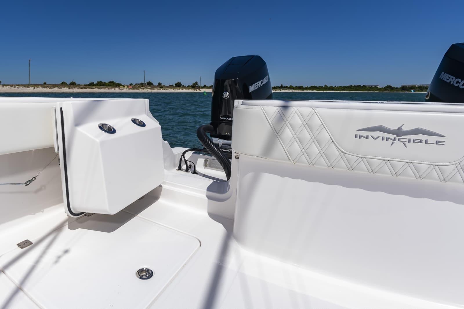 2024 Invincible 33 Catamaran - Photo 27