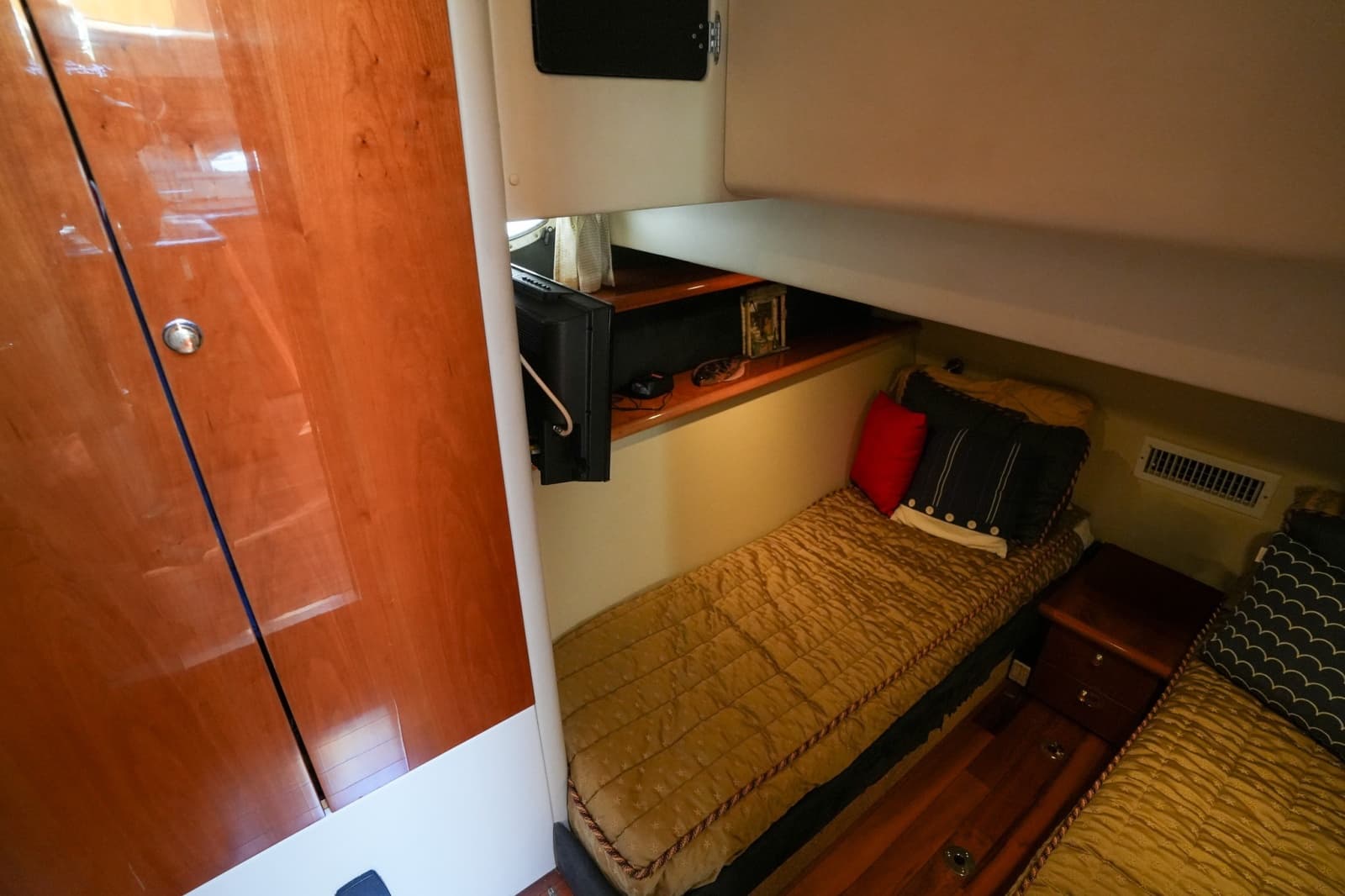 1997 Sunseeker Manhattan 48 - Photo 47
