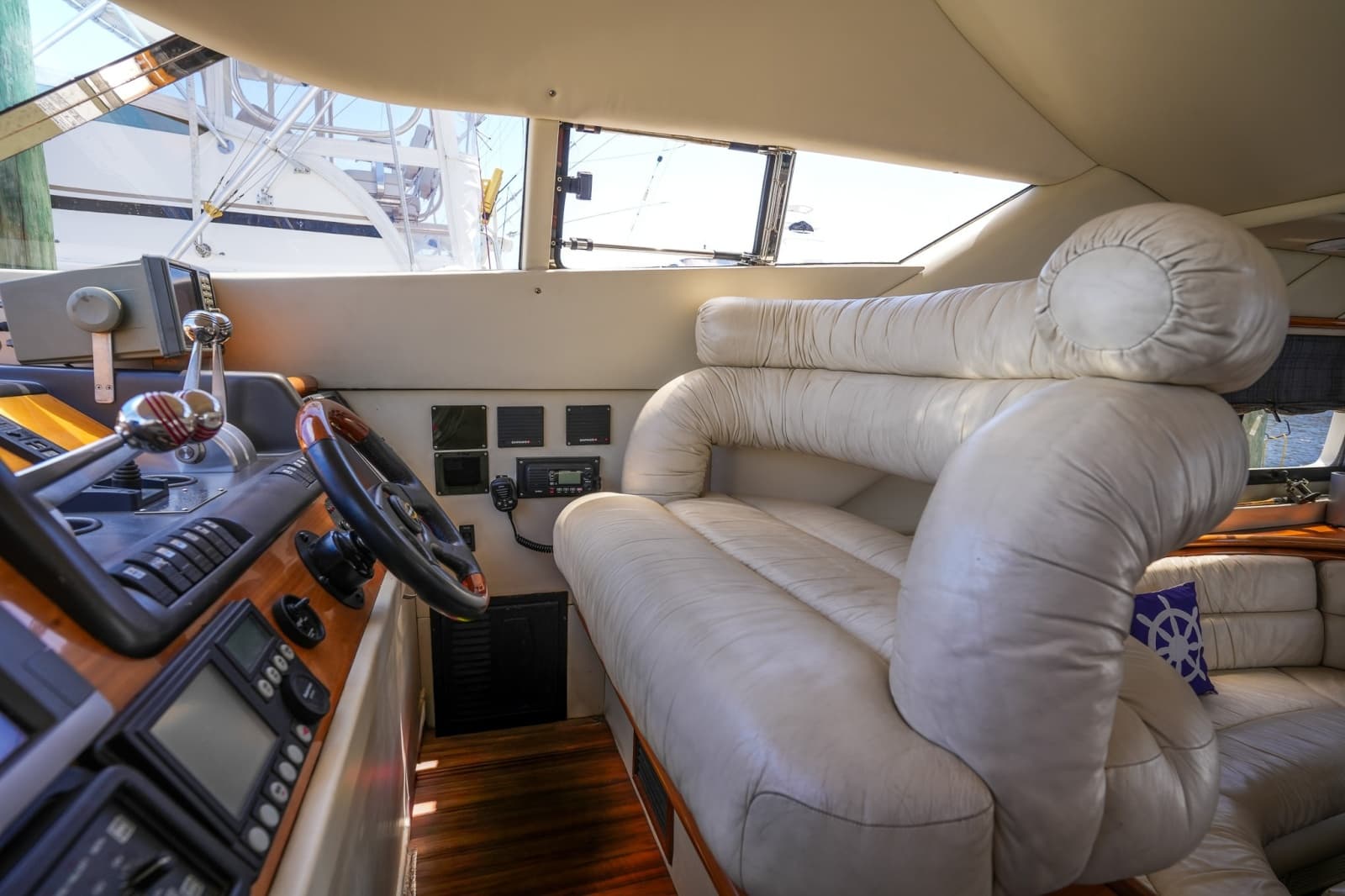 1997 Sunseeker Manhattan 48 - Photo 32
