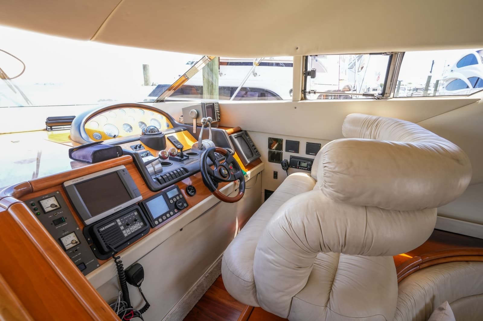 1997 Sunseeker Manhattan 48 - Photo 29