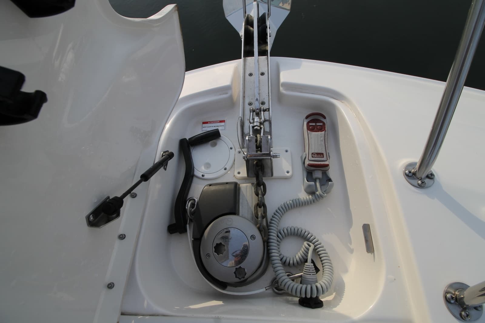 2023 Sea Ray Sundancer 320 - Photo 14