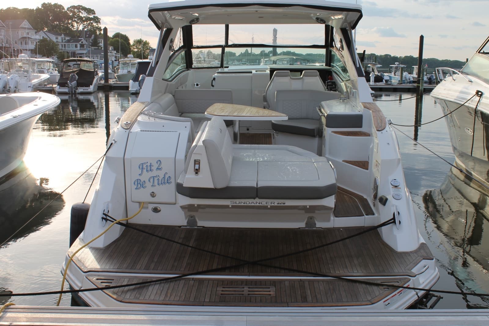 2023 Sea Ray Sundancer 320 - Photo 4