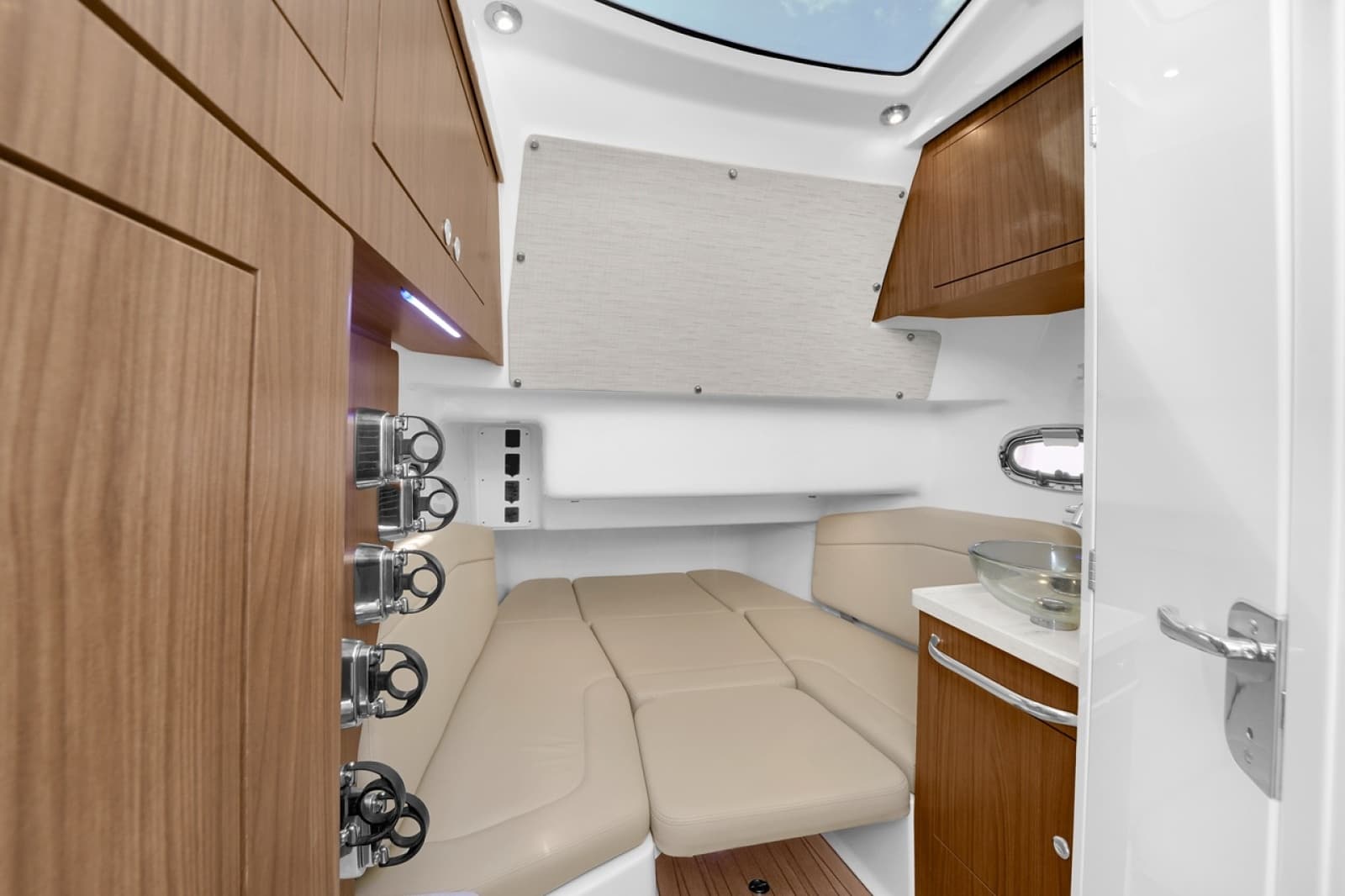 2020 Boston Whaler 380 Outrage - Photo 47
