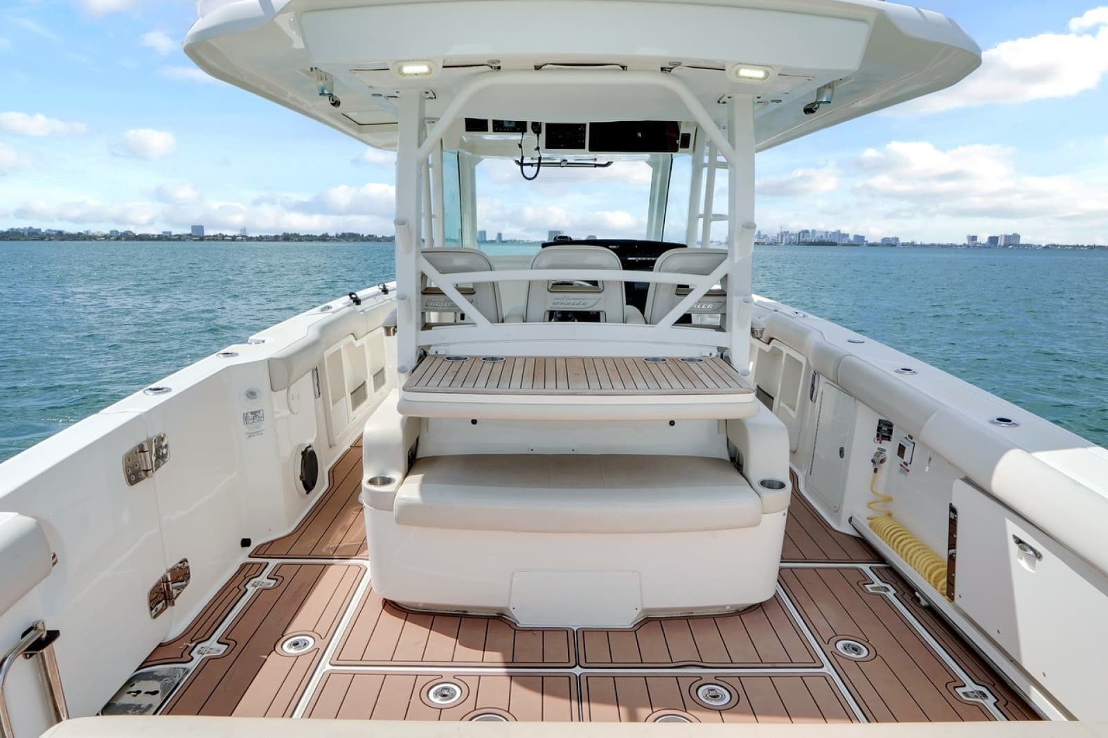 2020 Boston Whaler 380 Outrage - Photo 31