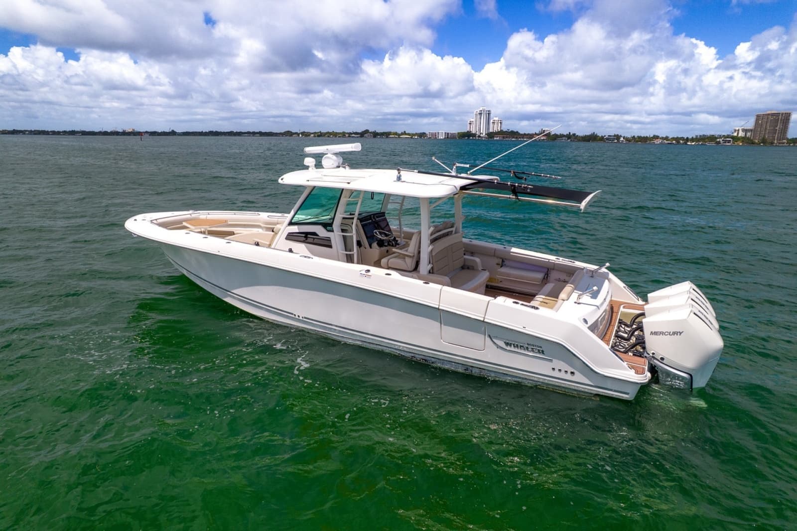 2020 Boston Whaler 380 Outrage - Photo 7