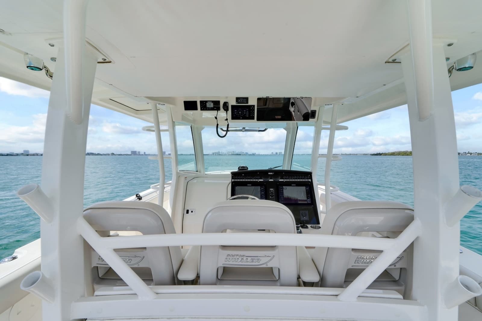 2020 Boston Whaler 380 Outrage - Photo 25
