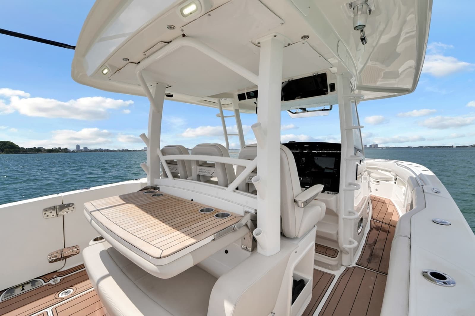 2020 Boston Whaler 380 Outrage - Photo 33