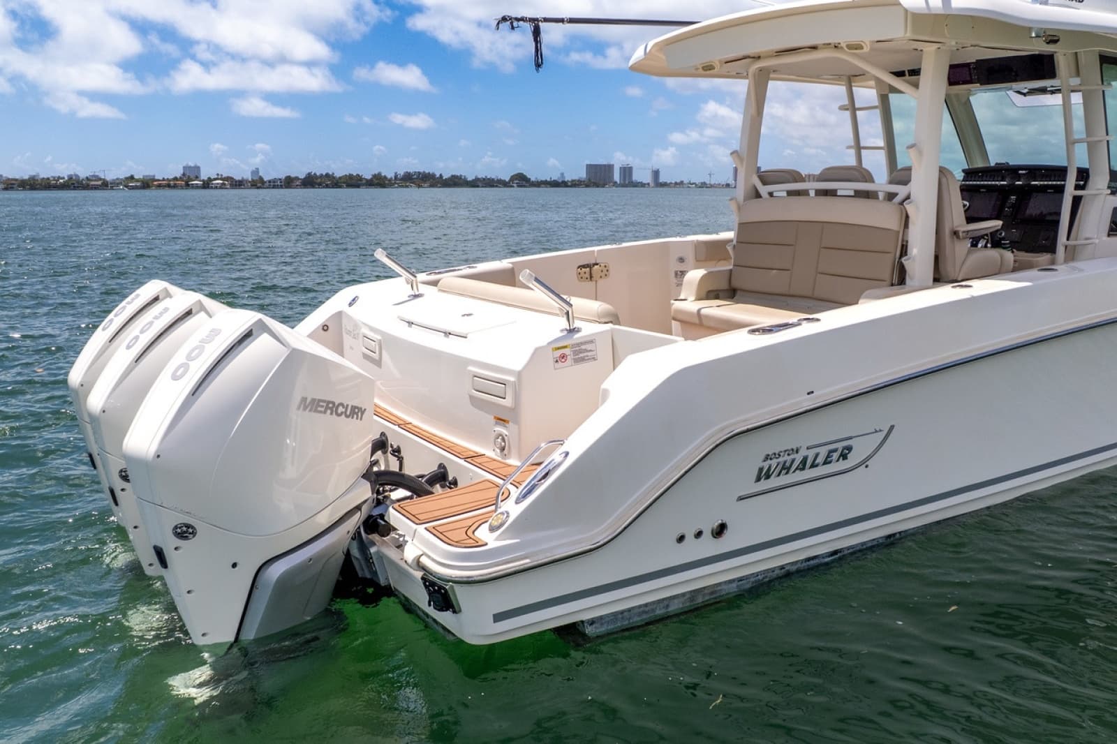 2020 Boston Whaler 380 Outrage - Photo 6
