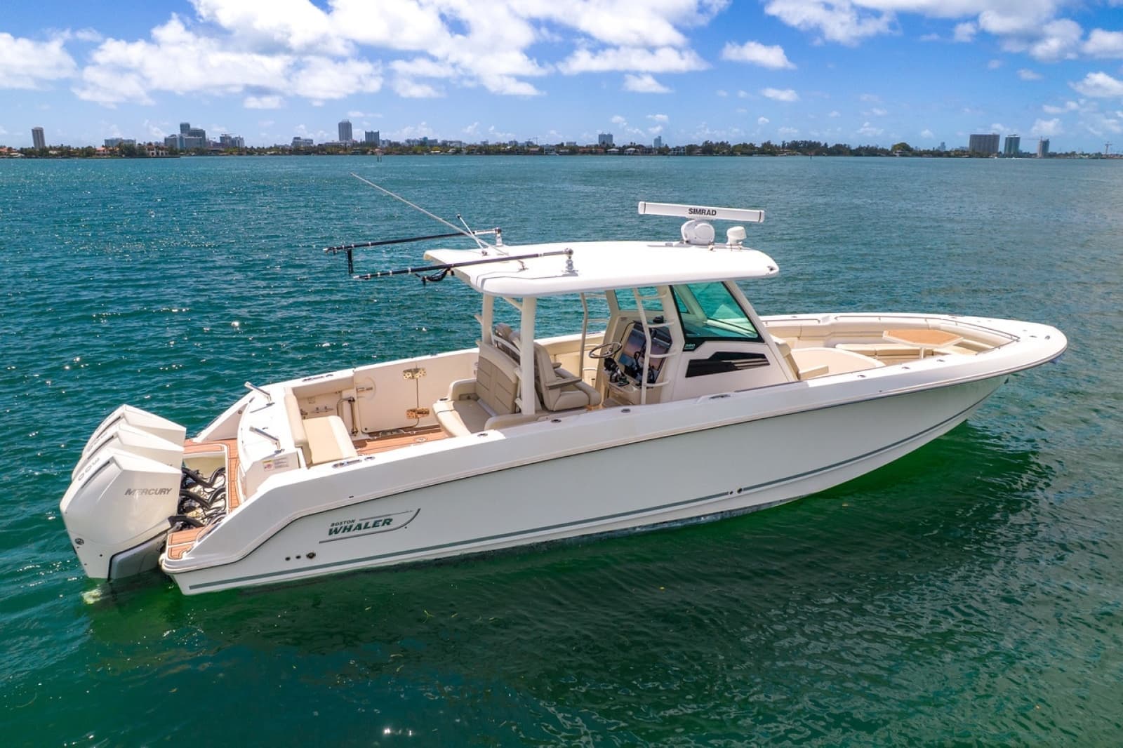 2020 Boston Whaler 380 Outrage - Photo 4