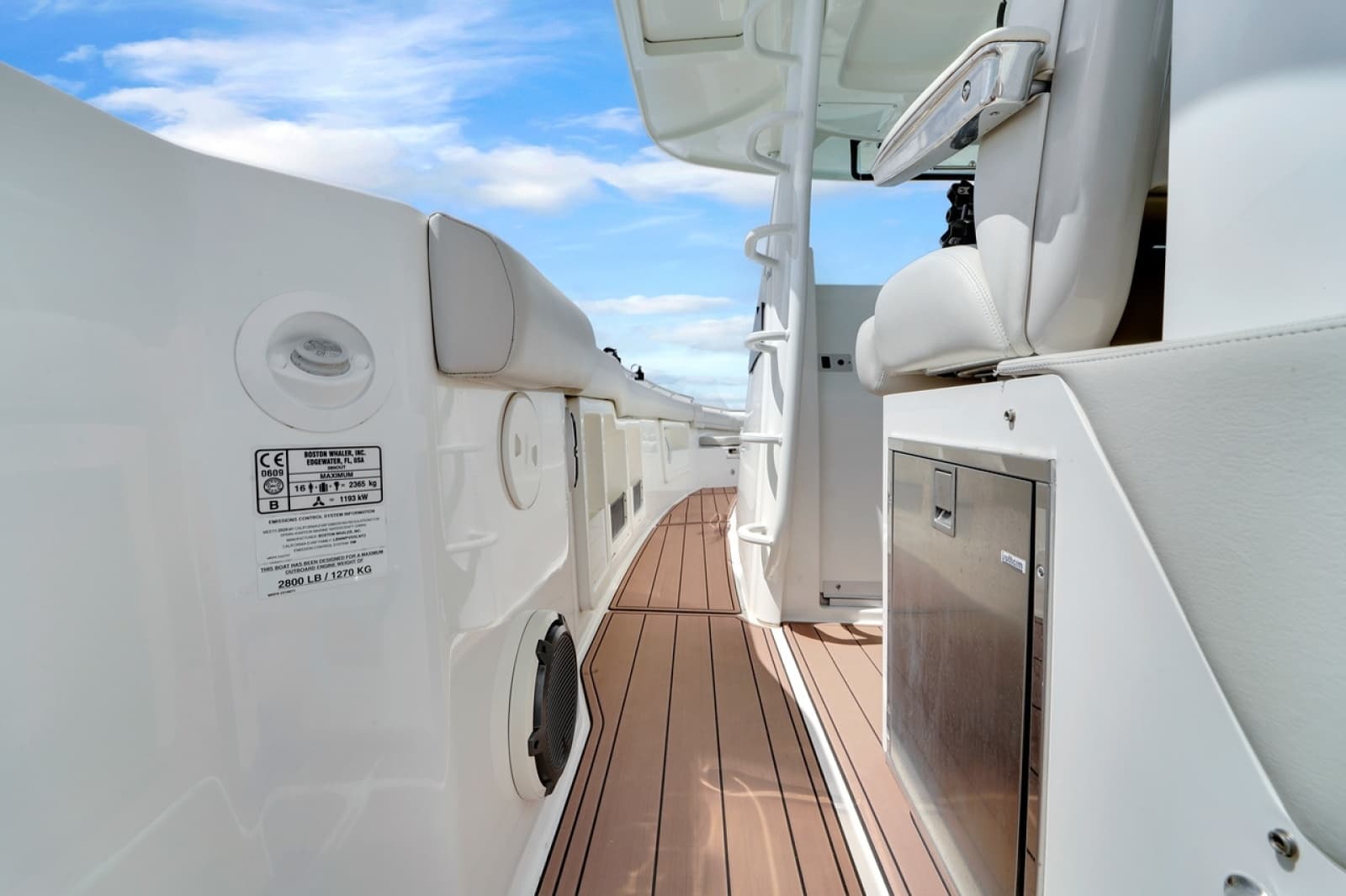 2020 Boston Whaler 380 Outrage - Photo 26