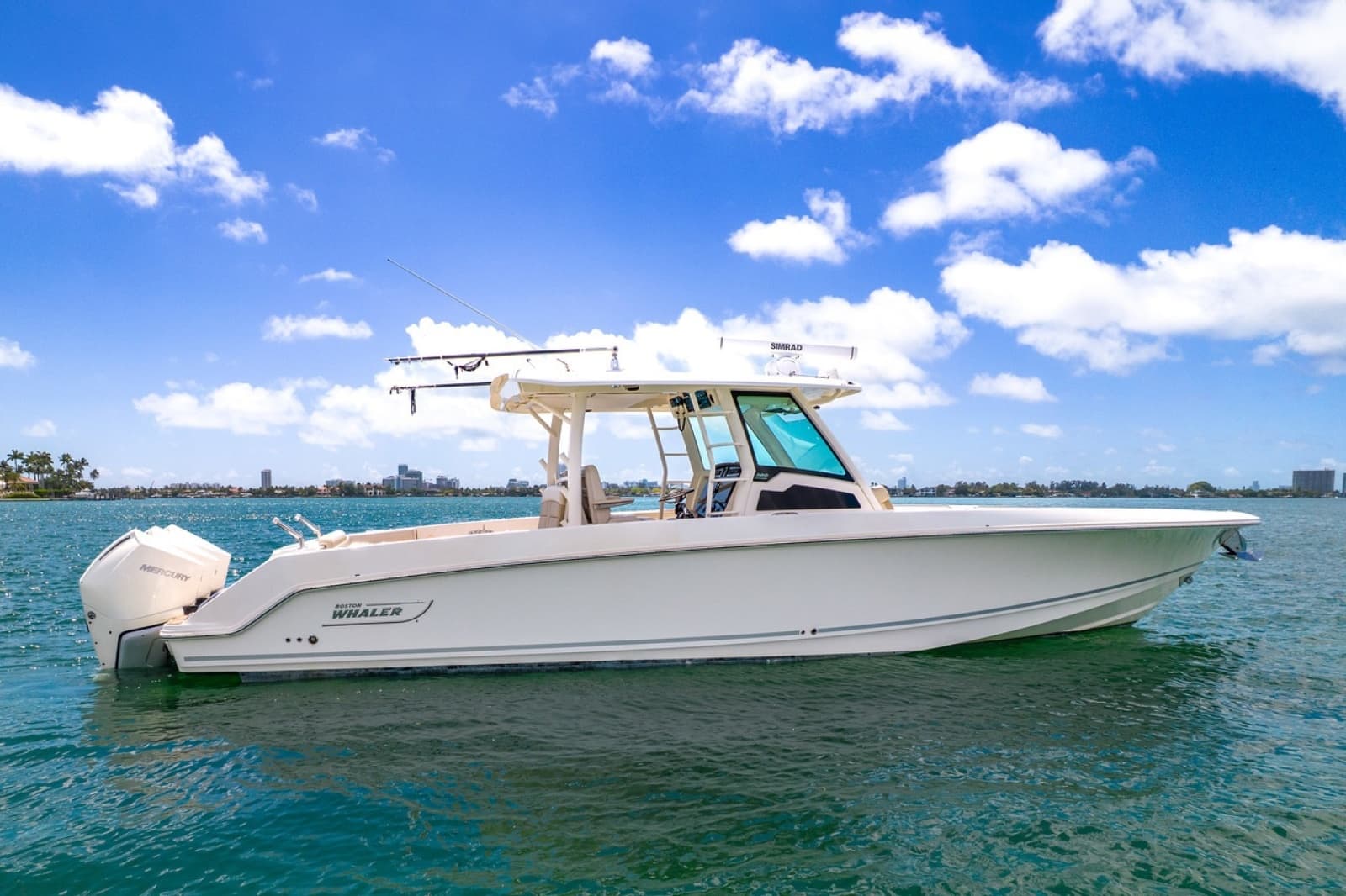 2020 Boston Whaler 380 Outrage - Photo 3